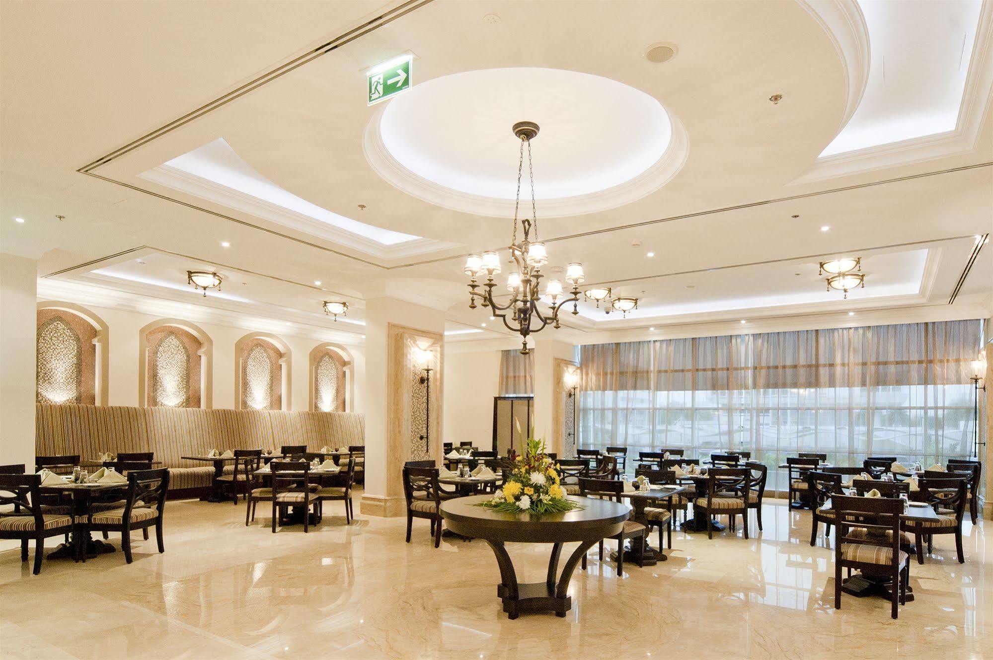 อายลา โฮเต็ล Hotel อัลอิน ภายนอก รูปภาพ